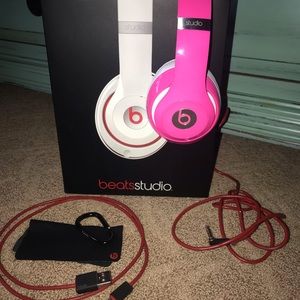 Beats Studio Pink